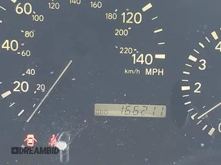 2002 Lexus RX with VIN JTJGF10U720140178, listed as a IAAI auction lot 41686562 with 166,211 mi miles. Bid and sale history available at carsss.com. Image 16.