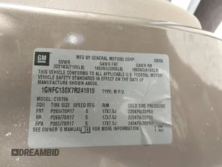 2007 Chevrolet Tahoe LTZ z VIN 1GNFC130X7R241919, wystawiony jako IAAI lot #41270202 z przebiegiem Nie podano mil oraz . Historia ofert i sprzedaży dostępna na DreamBid. Obrazek 9.