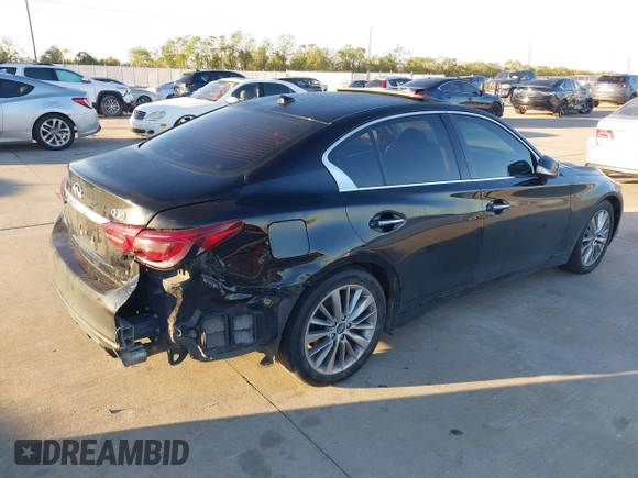 2018 Infiniti Q50 3.0t LUXE with VIN JN1EV7AP7JM363310, listed as a IAAI auction lot 40924400 with 103,578 mi miles. Bid and sale history available at carsss.com. Image 4.