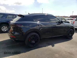 2018 Maserati Levante GranSport with VIN ZN661XUS9JX294503, listed as a Copart auction lot 70381133 with 64,416 mi miles. Bid and sale history available at carsss.com. Image 3.