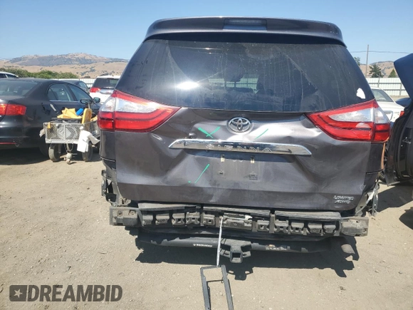 2015 Toyota Sienna Limited с VIN 5TDDK3DC7FS104041, выставлен на аукционе Copart как лот 62410335 с пробегом 112 755 миль миль и Списание • Salvage title. История ставок и продаж доступна на DreamBid. Изображение 6.