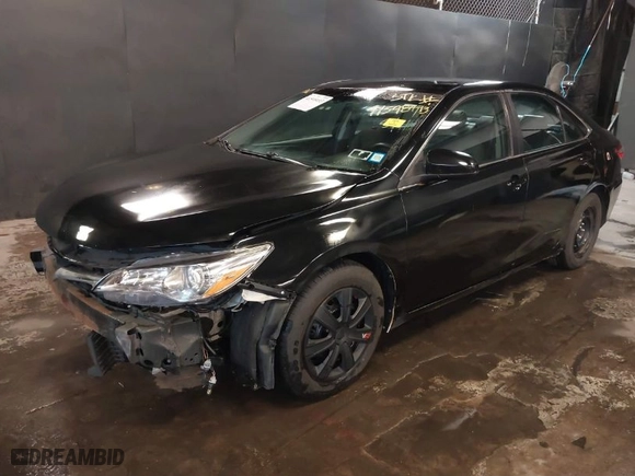 2015 Toyota Camry Hybrid LE with VIN 4T1BD1FK4FU154705, listed as a IAAI auction lot 41598493 with 413,123 mi miles. Bid and sale history available at carsss.com. Image 2.