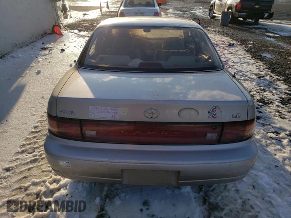 1994 Toyota Camry LE with VIN 4T1SK12E4RU448440, listed as a Copart auction lot 44557205 with 86,871 mi miles and Salvage Title. Bid and sale history available at carsss.com. Image 6.