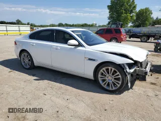 2018 Jaguar XF with VIN SAJBK4FN1JCY62528, listed as a Copart auction lot 67979364 with 46,757 mi miles and Salvage Title. Bid and sale history available at DreamBid. Image 4.