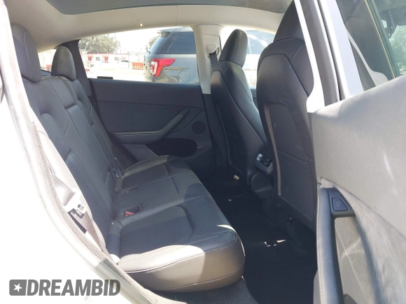 2023 Tesla Model Y Long Range z VIN 7SAYGDEE5PA104635, wystawiony jako IAAI lot #41989014 z przebiegiem 15 347 mil mil oraz . Historia ofert i sprzedaży dostępna na DreamBid. Obrazek 8.