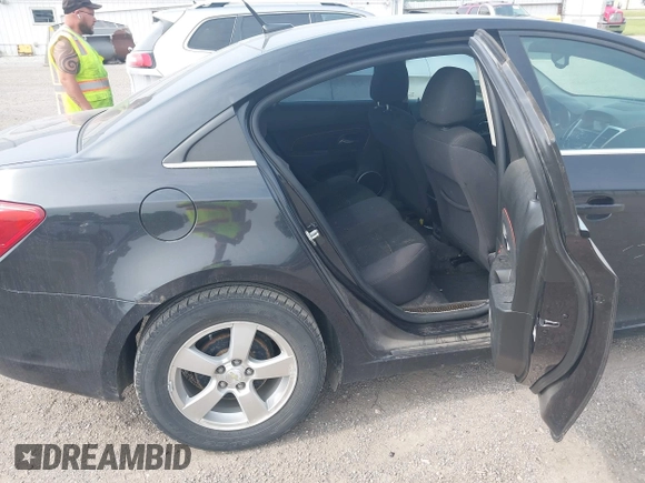 2014 Chevrolet Cruze 1LT with VIN 1G1PC5SB0E7291575, listed as a IAAI auction lot 42417379 with 111,705 mi miles and . Bid and sale history available at DreamBid. Image 8.