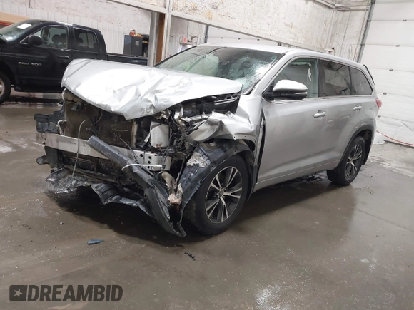 2018 Toyota Highlander LE with VIN 5TDBZRFH6JS849712, listed as a IAAI auction lot 41369832 with 70,482 mi miles and . Bid and sale history available at DreamBid. Image 18.