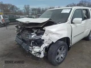 2015 Honda Pilot Touring with VIN 5FNYF4H9XFB047607, listed as a IAAI auction lot 41781534 with 157,252 mi miles. Bid and sale history available at carsss.com. Image 6.