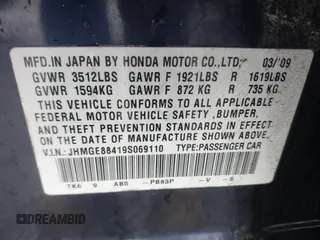2009 Honda Fit Sport with VIN JHMGE88419S069110, listed as a IAAI auction lot 41981489 with 113,724 mi miles. Bid and sale history available at carsss.com. Image 9.