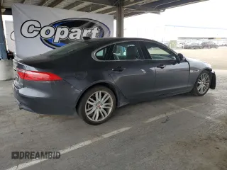 2018 Jaguar XF with VIN SAJBK4EV4JCY55834, listed as a Copart auction lot 54542515 with 50,170 mi miles and Salvage title. Bid and sale history available at DreamBid. Image 3.