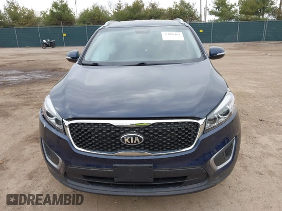 2016 Kia Sorento LX with VIN 5XYPG4A35GG115952, listed as a IAAI auction lot 41868467 with 96,000 mi miles. Bid and sale history available at carsss.com. Image 12.