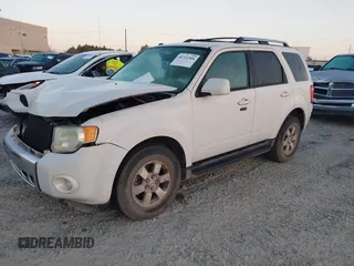 2010 Ford Escape Limited с VIN 1FMCU0EG5AKA43595, выставлен на аукционе IAAI как лот 40711908 с пробегом 196 267 миль миль и . История ставок и продаж доступна на DreamBid. Изображение 2.