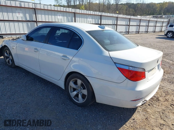 2008 BMW 5 Series 528i with VIN WBANU53528CT03304, listed as a IAAI auction lot 41860334 with 150,570 mi miles and . Bid and sale history available at carsss.com. Image 3.