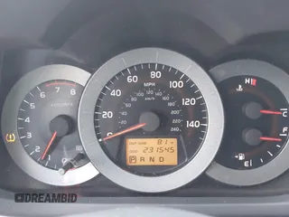 2007 Toyota RAV4 Sport с VIN JTMBK32V476024774, выставлен на аукционе IAAI как лот 42648957 с пробегом 231 545 миль миль и . История ставок и продаж доступна на DreamBid. Изображение 7.