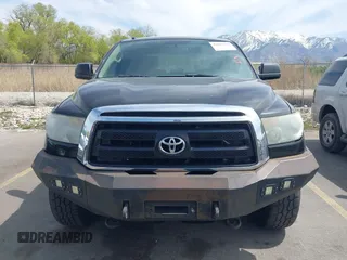 2013 Toyota Tundra 4WD Truck with VIN 5TFDW5F17DX278274, listed as a IAAI auction lot 42046767 with 194,135 mi miles. Bid and sale history available at carsss.com. Image 12.