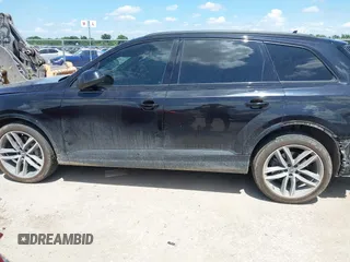 2018 Audi Q7 Prestige with VIN WA1VAAF77JD031456, listed as a IAAI auction lot 42593433 with 141,200 mi miles and . Bid and sale history available at DreamBid. Image 15.