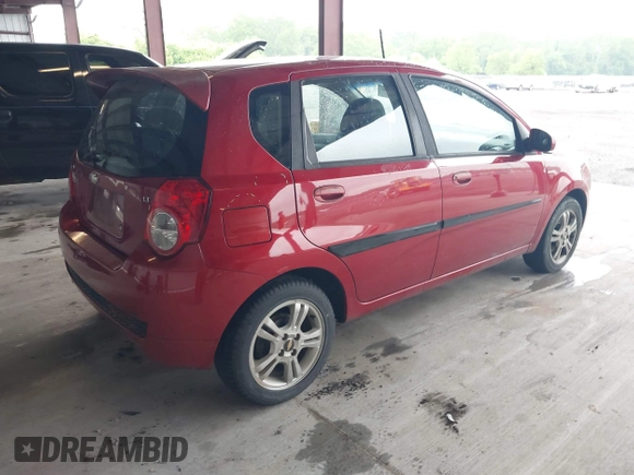 2011 Chevrolet Aveo 2LT z VIN KL1TG6DE1BB133821, wystawiony jako IAAI lot #42238620 z przebiegiem 158 225 mil mil oraz . Historia ofert i sprzedaży dostępna na DreamBid. Obrazek 4.