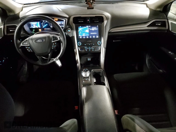 2019 Ford Fusion SE with VIN 3FA6P0LU9KR258773, listed as a Copart auction lot 52117085 with 103,492 mi miles and Salvage Title. Bid and sale history available at carsss.com. Image 8.