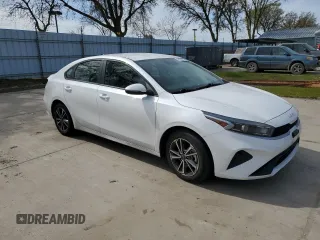 2022 Kia Forte LXS with VIN 3KPF24AD1NE417395, listed as a Copart auction lot 48190215 with 47,141 mi miles and Salvage Title. Bid and sale history available at carsss.com. Image 4.
