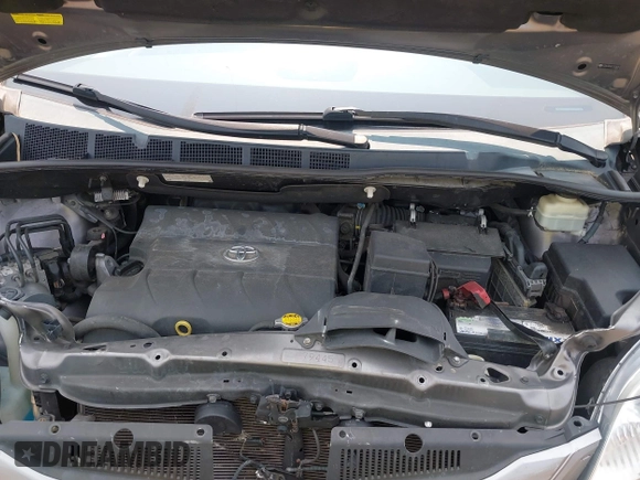 2015 Toyota Sienna XLE with VIN 5TDYK3DC6FS553695, listed as a IAAI auction lot 42418507 with 137,677 mi miles and . Bid and sale history available at DreamBid. Image 10.