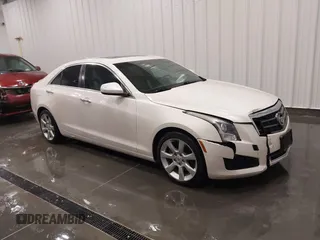 2013 Cadillac ATS z VIN 1G6AA5RX1D0131011, wystawiony jako IAAI lot #41635227 z przebiegiem 89 536 mil mil oraz . Historia ofert i sprzedaży dostępna na DreamBid. Obrazek 1.