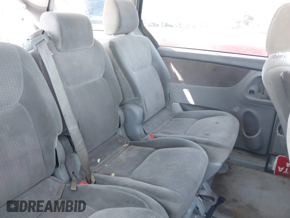 2006 Toyota Sienna CE with VIN 5TDZA23C86S524119, listed as a IAAI auction lot 41979865 with 171,425 mi miles. Bid and sale history available at carsss.com. Image 8.