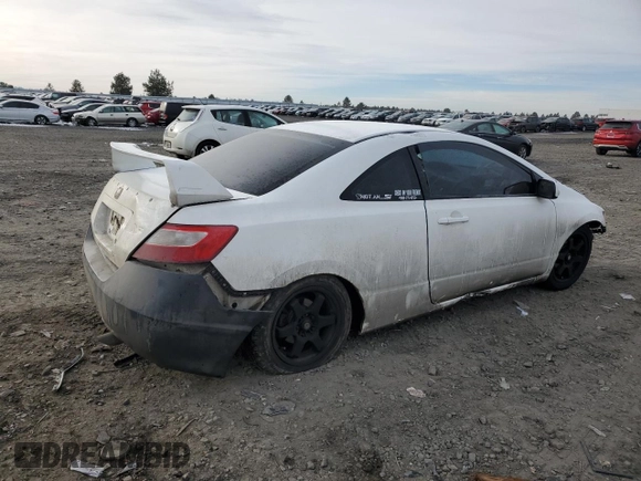 2006 Honda Civic Cpe LX with VIN 2HGFG11636H548675, listed as a Copart auction lot 43033785 with 289,976 mi miles and Salvage Title. Bid and sale history available at carsss.com. Image 3.