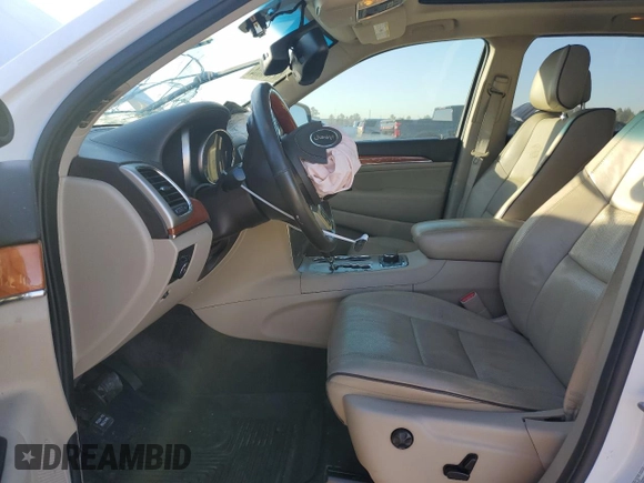 2013 Jeep Grand Cherokee Overland with VIN 1C4RJFCG8DC606862, listed as a Copart auction lot 82149804 with 155,999 mi miles and Salvage Title. Bid and sale history available at carsss.com. Image 7.