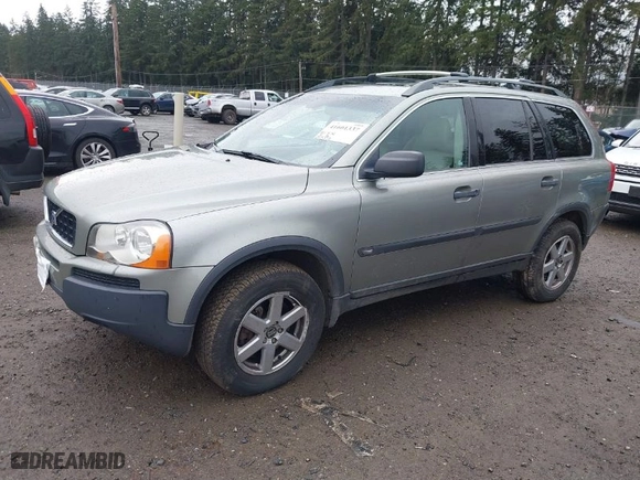 2006 Volvo XC90 2.5L Turbo with VIN YV4CZ592661289017, listed as a IAAI auction lot 41601337 with 235,356 mi miles. Bid and sale history available at carsss.com. Image 2.