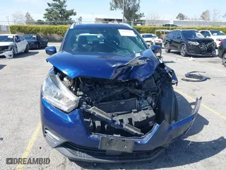 2020 Nissan Kicks SV with VIN 3N1CP5CV1LL501082, listed as a IAAI auction lot 41691787 with 81,753 mi miles. Bid and sale history available at carsss.com. Image 13.