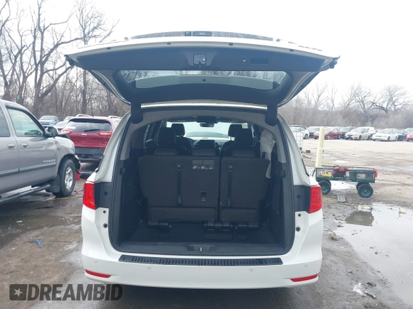 2019 Honda Odyssey Elite with VIN 5FNRL6H93KB117922, listed as a IAAI auction lot 41582622 with 25,327 mi miles and . Bid and sale history available at DreamBid. Image 18.