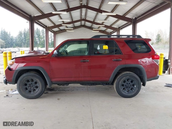 2012 Toyota 4Runner SR5 with VIN JTEBU5JR5C5099313, listed as a IAAI auction lot 41923882 with 180,552 mi miles. Bid and sale history available at carsss.com. Image 14.