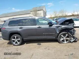 2024 Jeep Grand Cherokee Limited with VIN 1C4RJKBG2R8531452, listed as a IAAI auction lot 42099767 with 13,398 mi miles and . Bid and sale history available at DreamBid. Image 13.