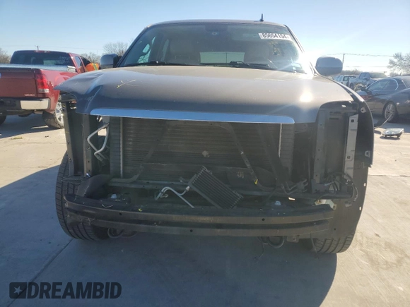 2014 GMC Yukon Denali z VIN 1GKS1EEF6ER229144, wystawiony jako Copart lot #85654154 z przebiegiem Nie podano mil oraz Szkoda całkowita • Salvage title. Historia ofert i sprzedaży dostępna na DreamBid. Obrazek 5.