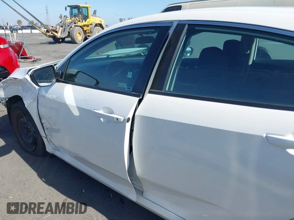 2020 Honda Civic LX z VIN 19XFC2F67LE212561, wystawiony jako IAAI lot #42272481 z przebiegiem 50 681 mil mil oraz . Historia ofert i sprzedaży dostępna na DreamBid. Obrazek 19.