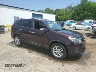 2015 Kia Sorento LX with VIN 5XYKTDA72FG650390, listed as a Copart auction lot 53330725 with 124,943 mi miles and Salvage Title. Bid and sale history available at carsss.com. Image 4.