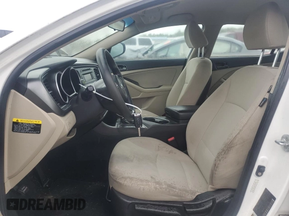 2015 Kia Optima LX z VIN KNAGM4A79F5663758, wystawiony jako Copart lot #60096915 z przebiegiem 208 568 mil mil oraz Czysty tytuł • Clean title. Historia ofert i sprzedaży dostępna na DreamBid. Obrazek 7.