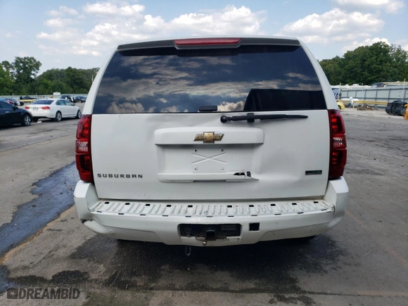 2010 Chevrolet Suburban Commercial with VIN 1GNUKHE3XAR241341, listed as a Copart auction lot 69086944 with 232,973 mi miles and Salvage Title. Bid and sale history available at carsss.com. Image 6.