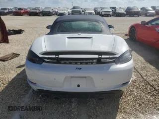 2022 Porsche 718 Boxster GTS 4.0 z VIN WP0CD2A85NS228315, wystawiony jako Copart lot #77248204 z przebiegiem Nie podano mil oraz Nie do naprawy. Historia ofert i sprzedaży dostępna na DreamBid. Obrazek 6.