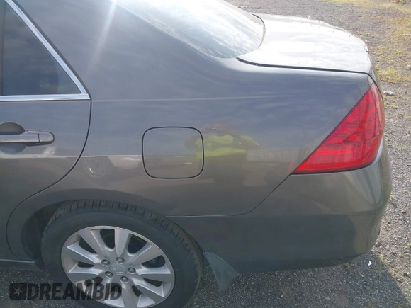 2006 Honda Accord EX-L z VIN 1HGCM66526A029091, wystawiony jako IAAI lot #42349831 z przebiegiem 208 951 mil mil oraz . Historia ofert i sprzedaży dostępna na DreamBid. Obrazek 16.