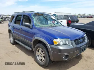 2005 Ford Escape XLT z VIN 1FMYU03185KC11045, wystawiony jako IAAI lot #42350727 z przebiegiem 76 098 mil mil oraz . Historia ofert i sprzedaży dostępna na DreamBid. Obrazek 1.