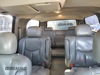 2006 Chevrolet Suburban LS with VIN 1GNEC16Z06J163346, listed as a Copart auction lot 88907595 with 191,945 mi miles and Salvage Title. Bid and sale history available at carsss.com. Image 10.