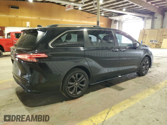 2021 Toyota Sienna XSE with VIN 5TDDRKEC5MS029633, listed as a Copart auction lot 54865605 with 320,217 mi miles and Salvage title. Bid and sale history available at DreamBid. Image 3.