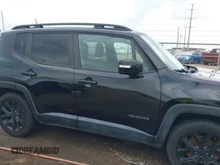2018 Jeep Renegade Latitude with VIN ZACCJABB3JPH39597, listed as a IAAI auction lot 41858045 with 67,462 mi miles. Bid and sale history available at carsss.com. Image 13.