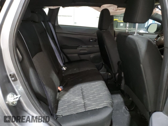 2024 Mitsubishi Outlander S z VIN JA4ARUAU5RU020571, wystawiony jako Copart lot #51096995 z przebiegiem 1 491 mil mil oraz Czysty tytuł • Clean title. Historia ofert i sprzedaży dostępna na DreamBid. Obrazek 11.