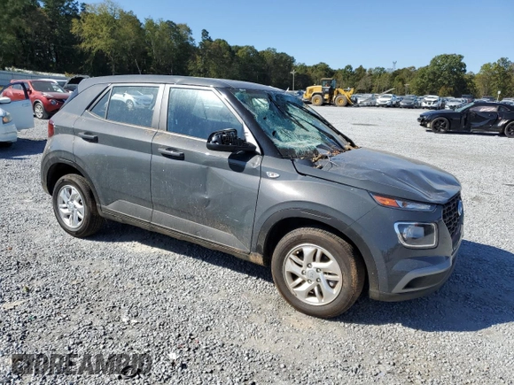 2024 Hyundai Venue SE with VIN KMHRB8A34RU314339, listed as a Copart auction lot 74602664 with 2,960 mi miles and Salvage Title. Bid and sale history available at DreamBid. Image 4.
