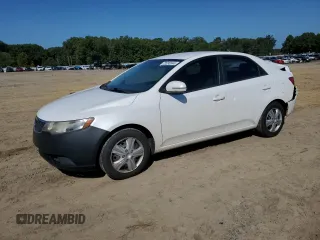 2013 Kia Forte EX with VIN KNAFU4A20D5696371, listed as a Copart auction lot 72035544 with 209,606 mi miles and Salvage Title. Bid and sale history available at carsss.com. Image 1.