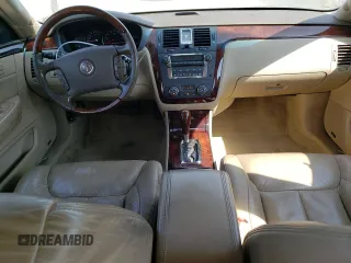 2006 Cadillac DTS 1SD z VIN 1G6KD57Y16U117113, wystawiony jako Copart lot #71485044 z przebiegiem 109 948 mil mil oraz Szkoda całkowita • Salvage title. Historia ofert i sprzedaży dostępna na DreamBid. Obrazek 8.