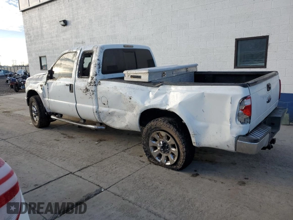 2008 Ford Super Duty F-250 SRW XL with VIN 1FTSX21R48EB80790, listed as a Copart auction lot 85696424 with 181,098 mi miles and Salvage Title. Bid and sale history available at carsss.com. Image 2.