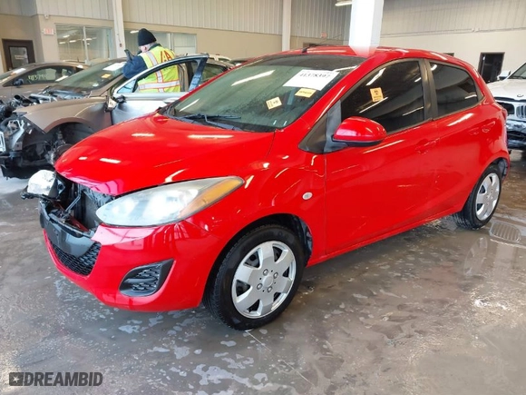2013 Mazda Mazda2 Sport with VIN JM1DE1KZ4D0170727, listed as a IAAI auction lot 41378397 with 174,297 mi miles. Bid and sale history available at carsss.com. Image 2.